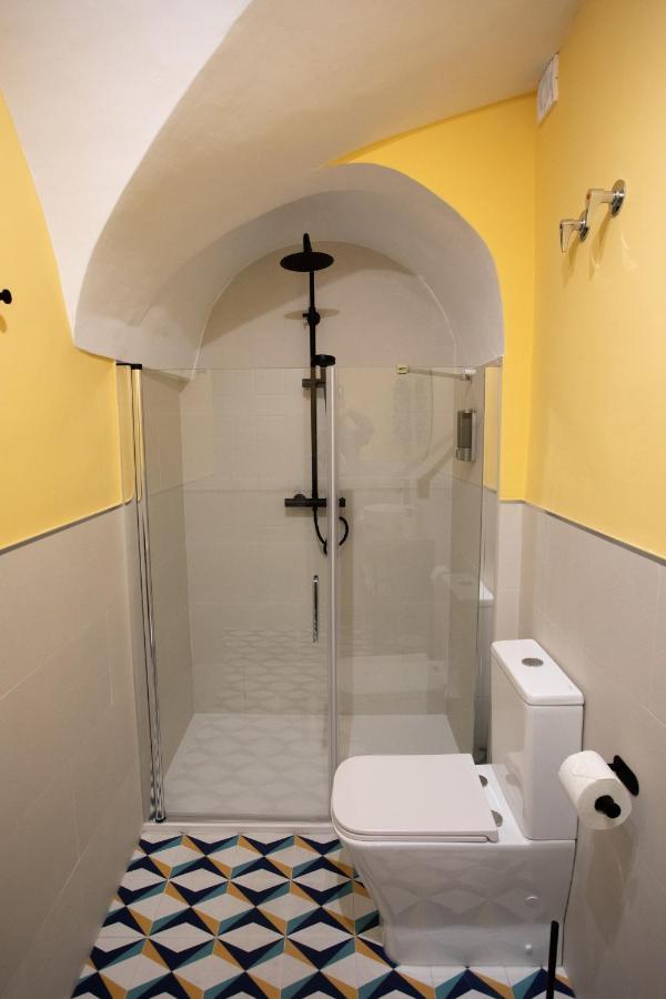 Apartamento Baluarte De Los Pozos กาเซเรส ภายนอก รูปภาพ