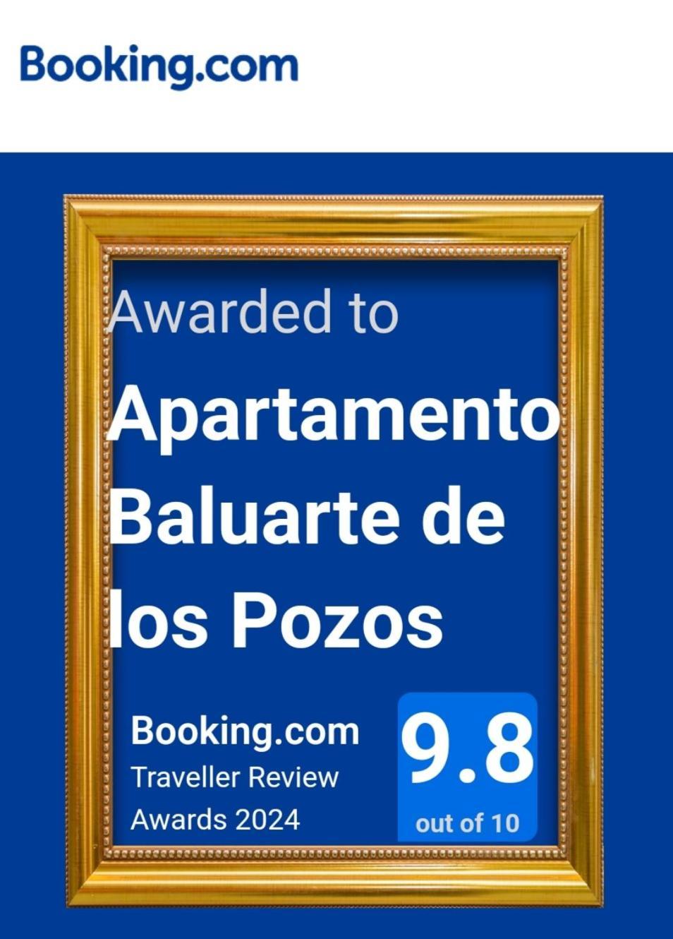 Apartamento Baluarte De Los Pozos กาเซเรส ภายนอก รูปภาพ