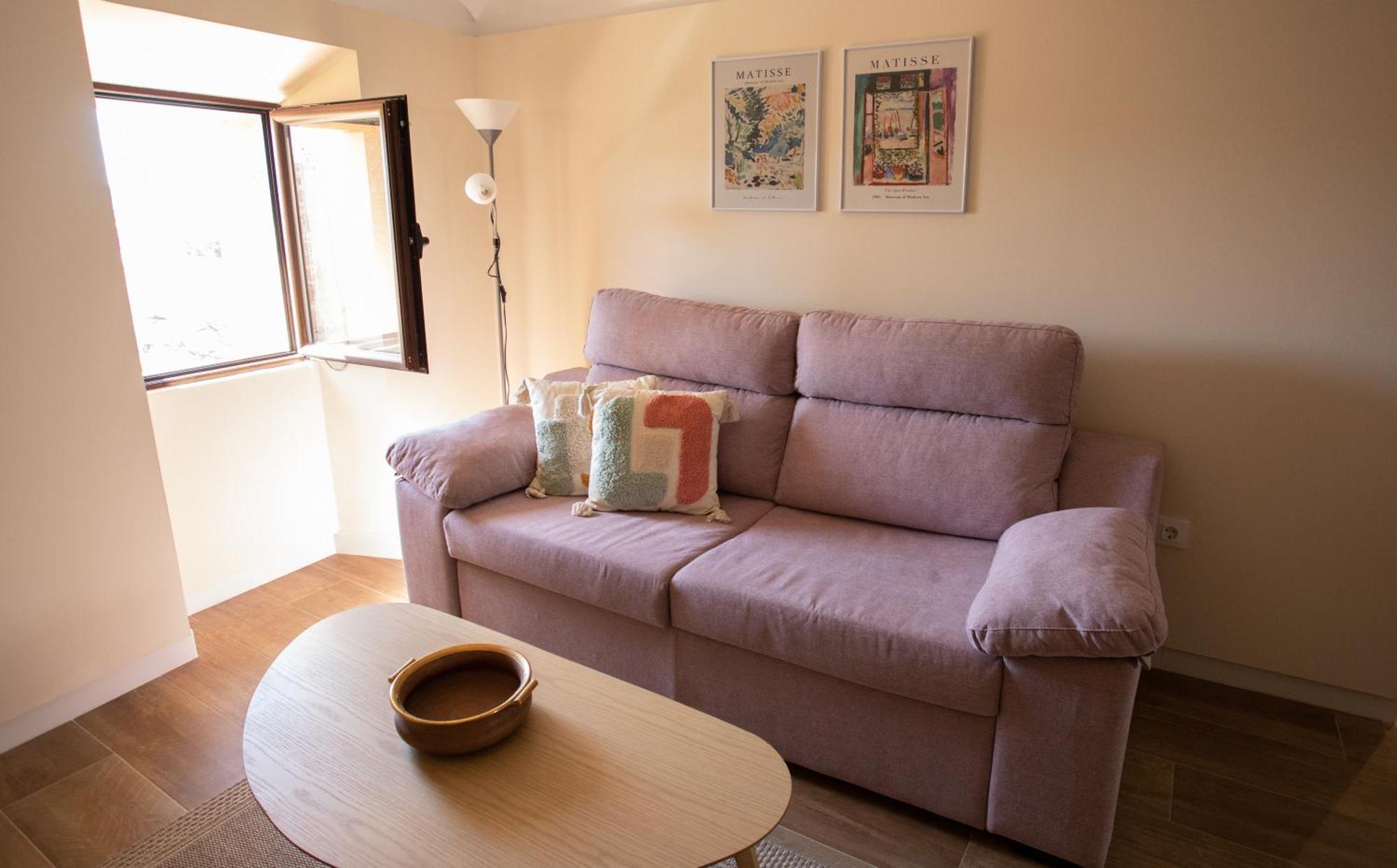 Apartamento Baluarte De Los Pozos กาเซเรส ภายนอก รูปภาพ